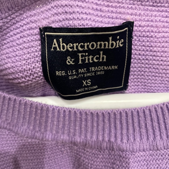 Abercrombie & Fitch top - Picture 4 of 5